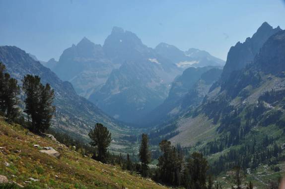 O belo Cascade Canyon, no Grand Teton National Park, no Wyoming, nos Estados Unidos